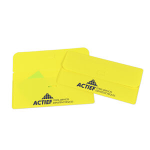 Sobre plástico para billetes de avión