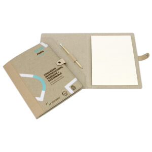 Carpeta A4 de cartón reciclado con bloc, lápiz y broche